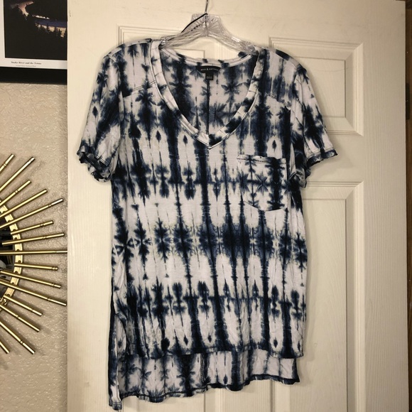 Rock & Republic Tie Dye Short Sleeve V-Neck Tee LG - Picture 2 of 8
